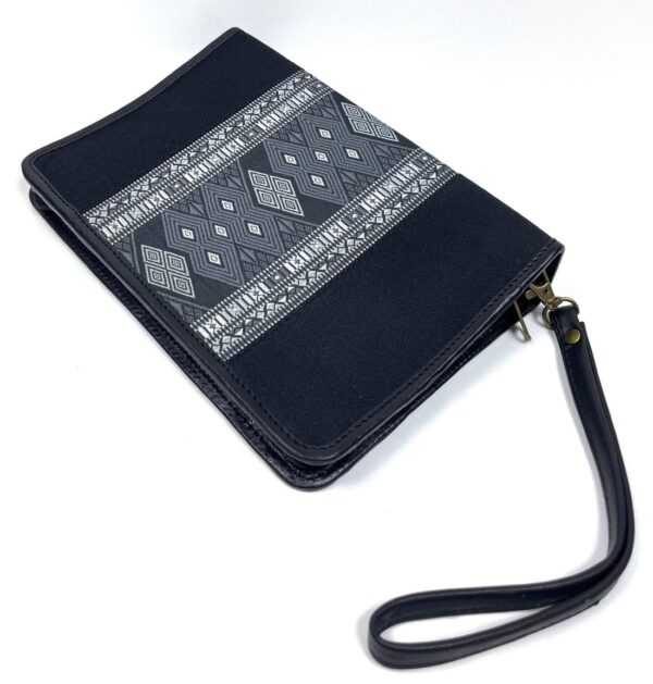 Saipikhup Bible Cover