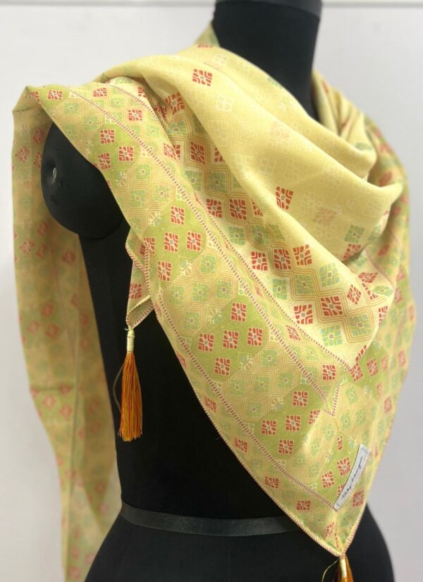 Numei Saipikhup Handkerchief Scarf