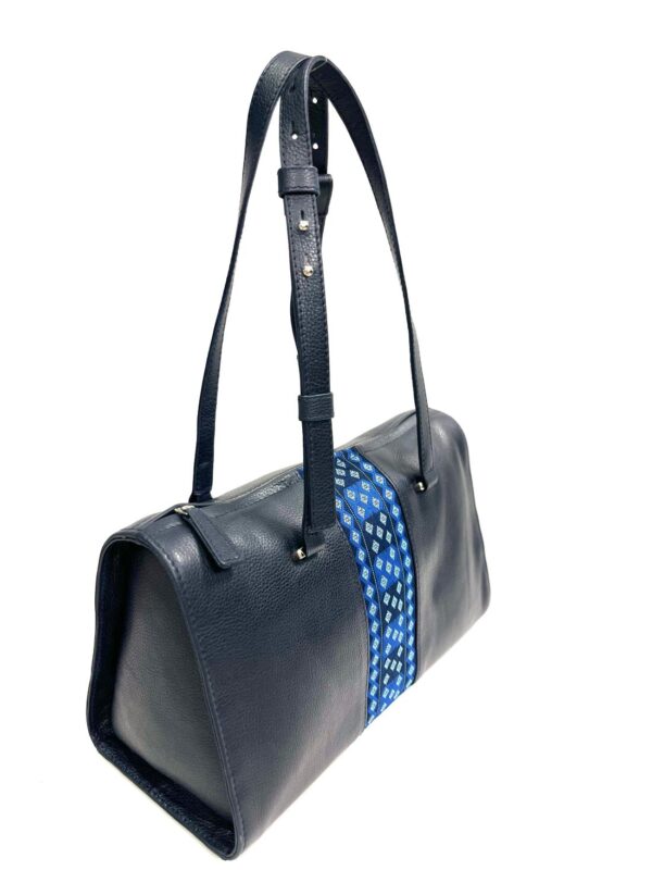 LADIES DUFFLE BAG - Image 2
