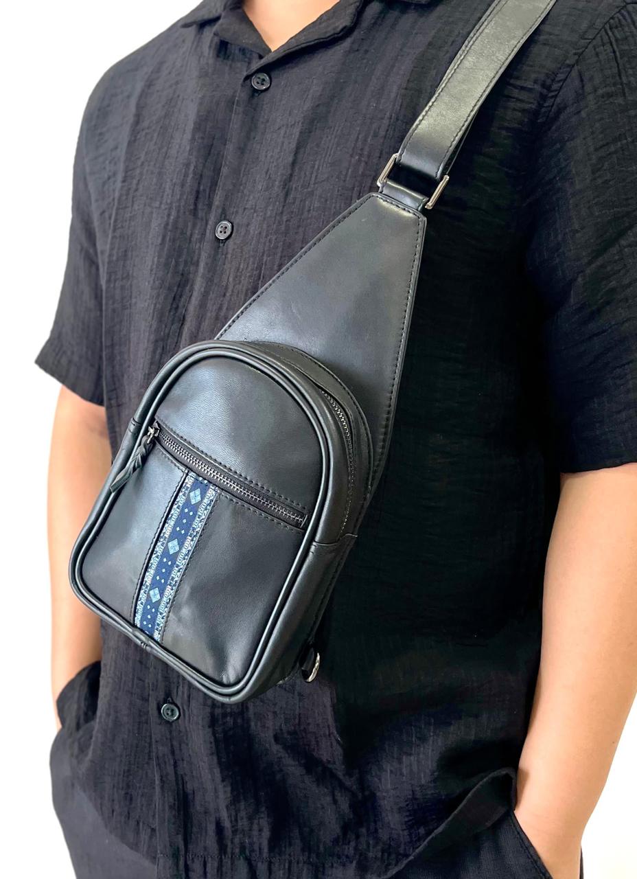 COMPACT MEN’S CASUAL CROSSBODY BAG