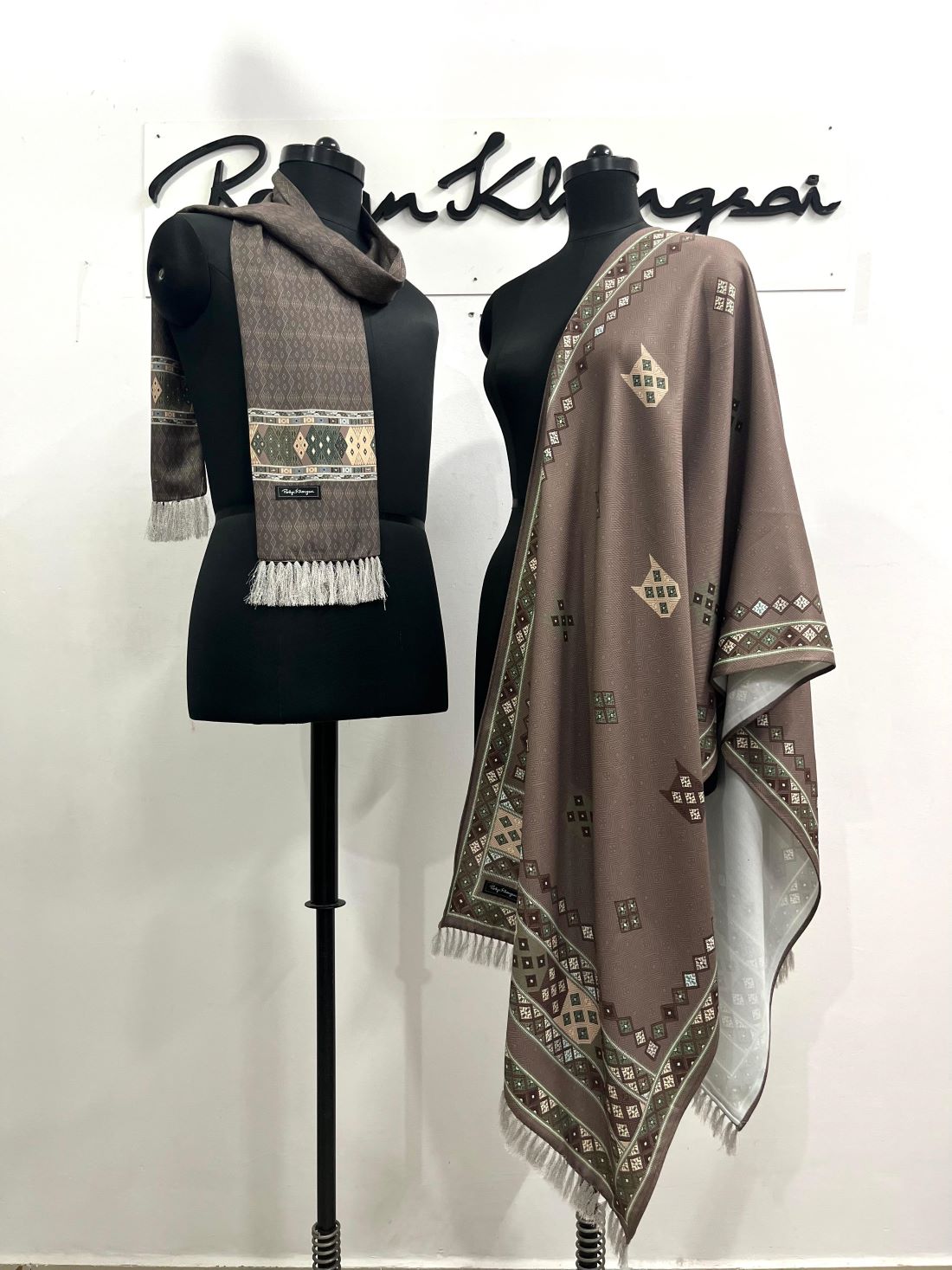 Shawl set for Her and Him with gift box